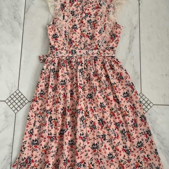 French Connection Dress size 6 New never worn - Picture 2 of 4